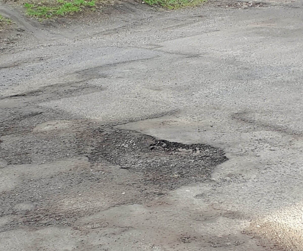 Report potholes online, public urged